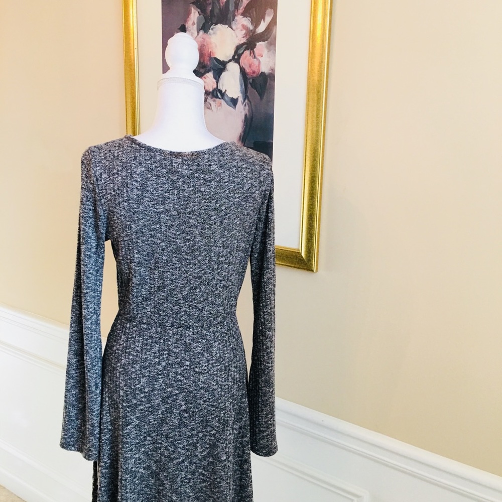 NWT Long-Sleeve Knit Dress. Turn up the “Flirty”! - Picture 6 of 7